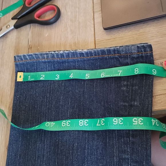 Seven7 Flared Denim Jeans Women's Size 27 Blue 5-Pocket Low Rise Dark Wash - Picture 9 of 9